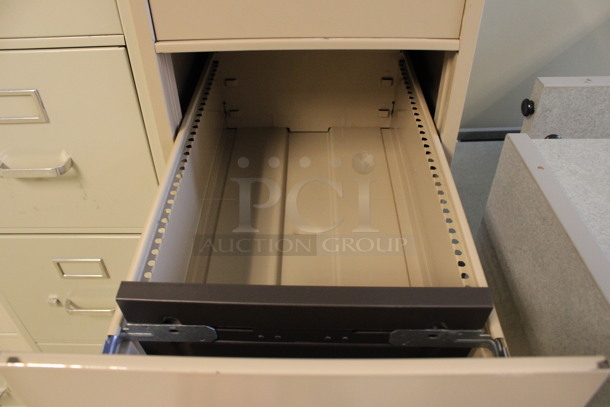Hon Tan Metal 4 Drawer Filing Cabinet. 15x27x52.5. (Hallways Straight Off Of Atrium) - Image 5 of 7
