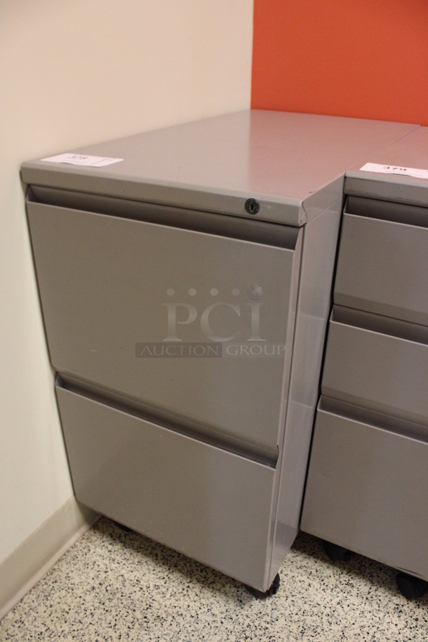 Gray Metal 2 Drawer Filing Cabinet on Casters. 15x28x28. (Hallway To The Right of Atrium Lobby) - Image 2 of 5