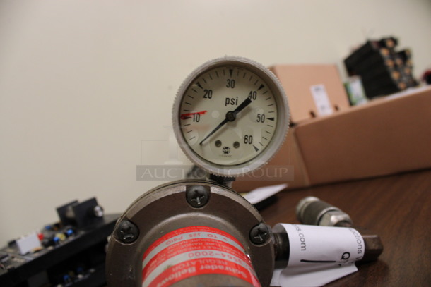 Gauge. 7x6x7. (Room 105) - Image 3 of 4