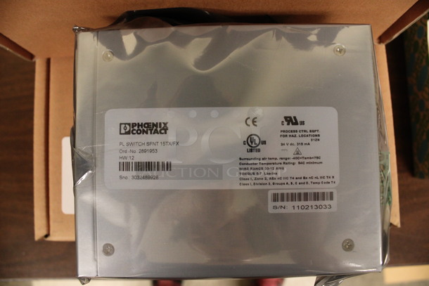 3 BRAND NEW IN BOX! Phoenix Contact Switch. 5.5x4.5x3. 3 Times Your Bid! (Room 105) - Image 3 of 8