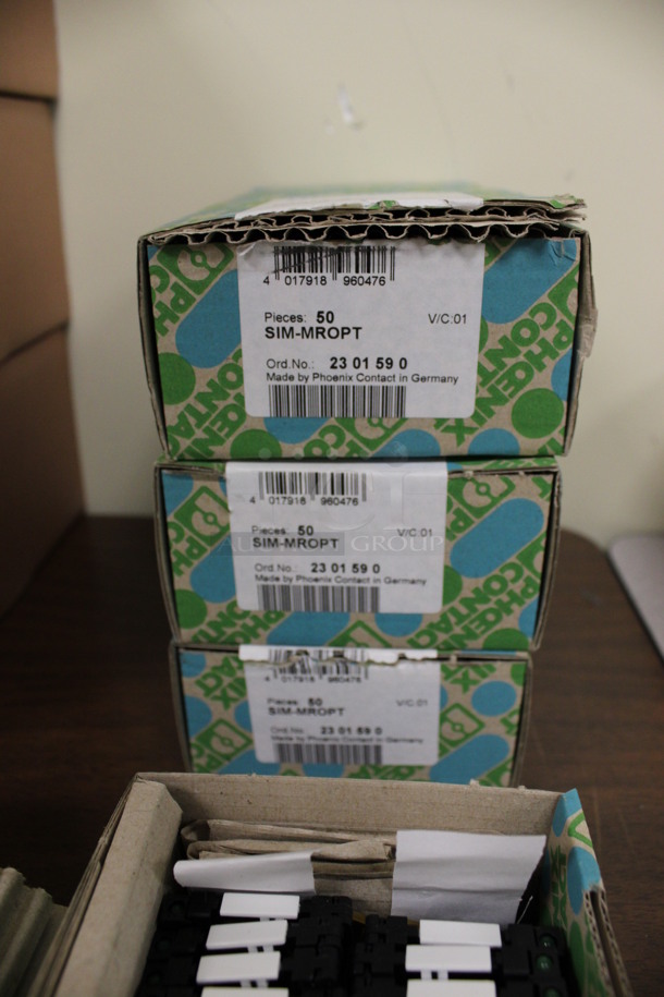 ALL ONE MONEY! Lot of 4 Boxes of Phoenix Contact SIM-MROPT Relay Sockets! 1.5x1x0.25. (Room 105) - Image 4 of 5