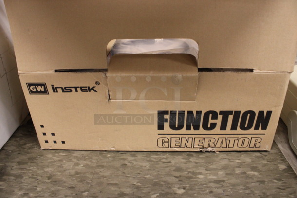 Instek Model GFG-8215A Function Generator. 10x13x3.5. (Room 105) - Image 5 of 5