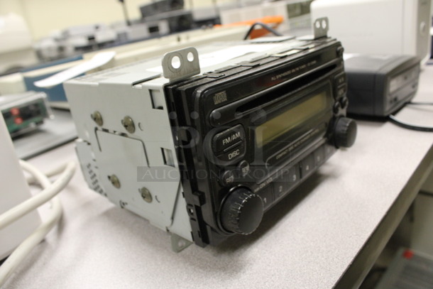 PLL Synthesized AM / FM Tuner / CD Combi. 7x7x5. (Room 105) - Image 2 of 4