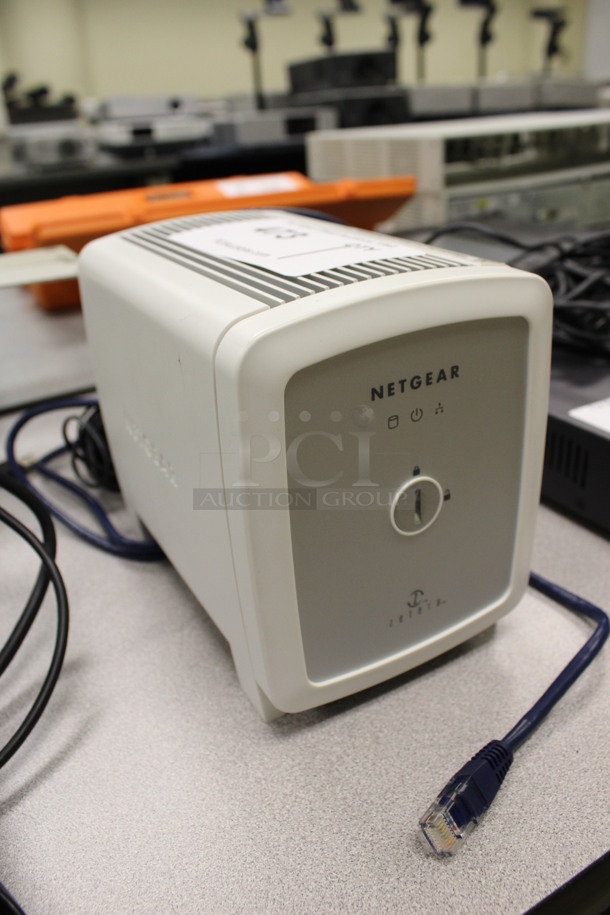 Netgear Zetera Storage Central SC101 Unit. 4.5x7x6. (Room 105) - Image 2 of 4