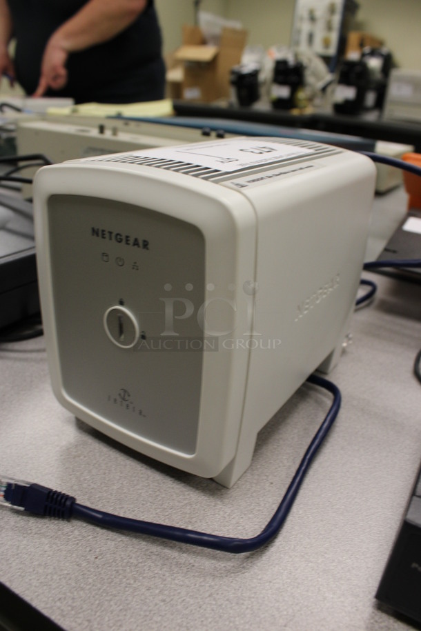 Netgear Zetera Storage Central SC101 Unit. 4.5x7x6. (Room 105) - Image 3 of 4