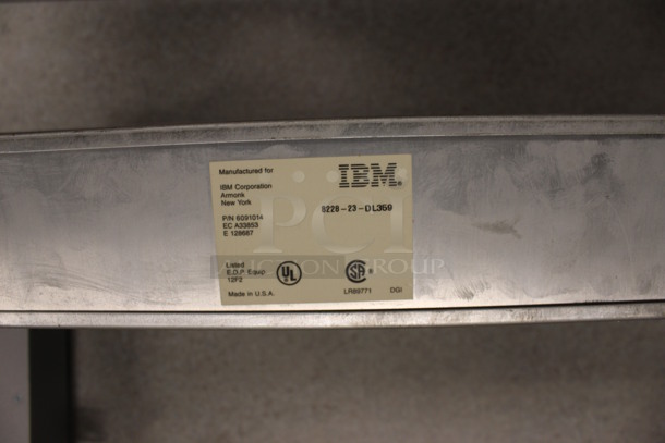 IBM 8228 Multistation Access Unit. 19x7x2.5. IBM 8228  - Image 4 of 4