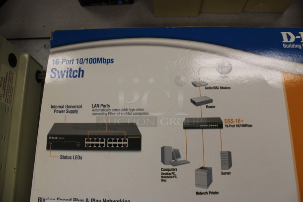 IN ORIGINAL BOX! D-Link 16 Port Switch. 11x7x2. (Room 105) - Image 3 of 5