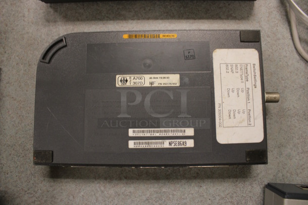 Intel Netport Express XL. 7.5x4.5x1.5. (Room 105) - Image 2 of 2