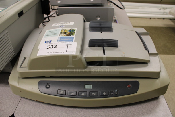 HP ADF 5550c Countertop Scanner. 18.5x15x6. (Room 105)
