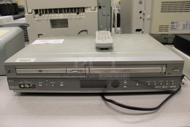 Zenith DVD VHS Player w/ Remote. 17x11.5x4. (Room 105)