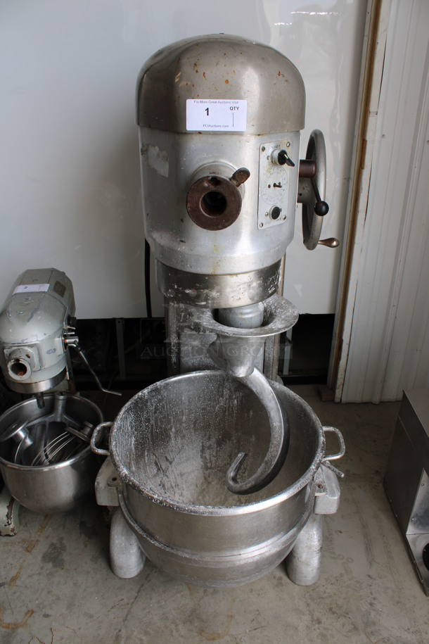 GORGEOUS! Hobart Model L-800-D Metal Commercial Countertop 80 Quart Planetary Mixer w/ Stainless Steel Mixing Bowl and Dough Hook Attachment. 208 Volts, 3 Phase. 28x38x57 - Image 4 of 10