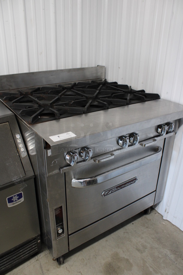 Southbend Model P36D-BBB Stainless Steel Commercial Natural Gas Powered 6 Burner Range w/ Oven on Commercial Casters. 36x37.5x41 - Image 4 of 9