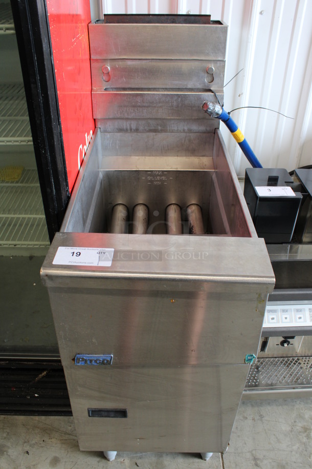 2015 Pitco Frialator Model SG14 Stainless Steel Commercial Natural Gas Powered Deep Fat Fryer. 110,000 BTU. 16x34x46