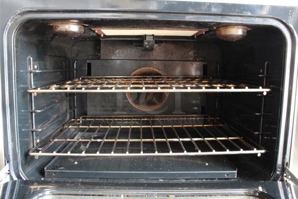 Dacor Model EGR30S06BK Stainless Steel Natural Gas Powered 4 Burner Range w/ Convection Oven and Metal Oven Racks. 30x29x42 - Image 6 of 7