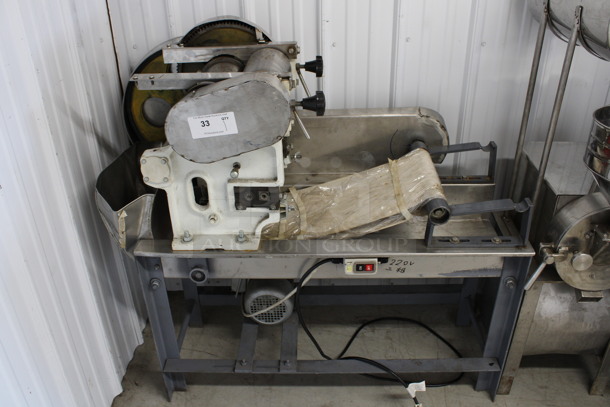 Metal Floor Style Sheeter. 208/240 Volts. 46x22x43 - Image 1 of 12