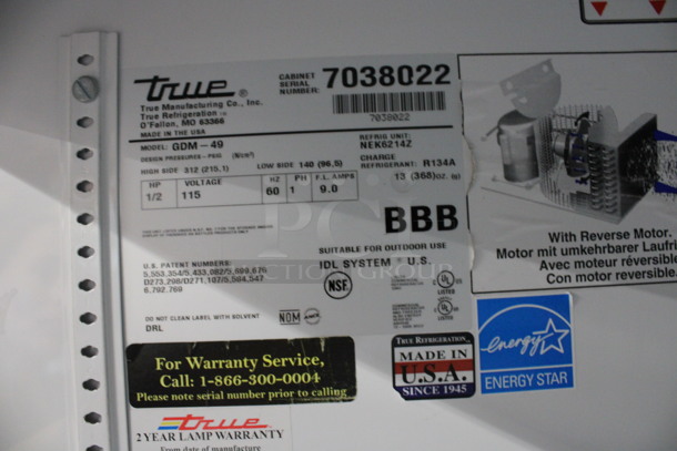 2011 True Model GDM-49 ENERGY STAR Metal Commercial 2 Door Reach In Cooler Merchandiser w/ Poly Coated Racks. 115 Volts, 1 Phase. 54x31x79. Tested and Powers On But Does Not Get Cold - Image 2 of 5