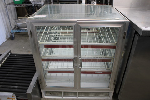 Metal Commercial Dry Display Case Merchandiser w/ Poly Coated Racks. 31x24.5x36