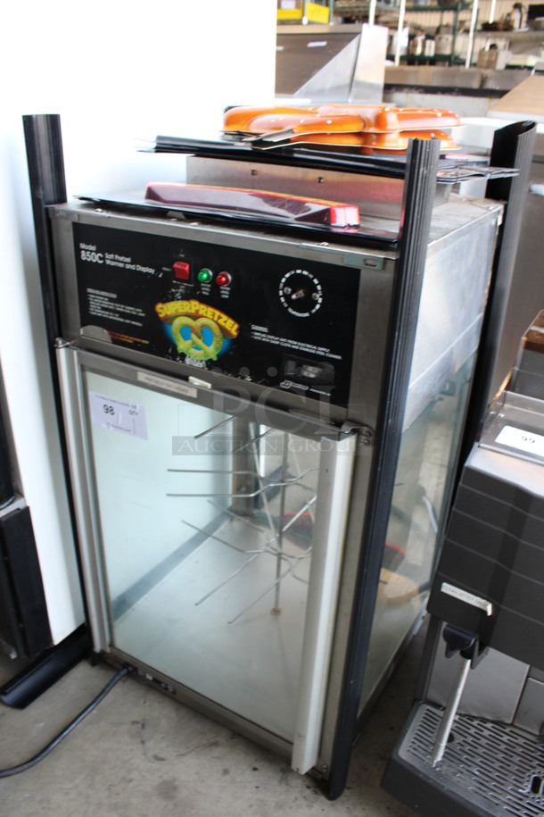 JJ Model 00JJ850D Stainless Steel Commercial Countertop Pretzel Warming Merchandiser. 120 Volts, 1 Phase. 20.5x20.5x37. Tested and Working! - Image 2 of 8