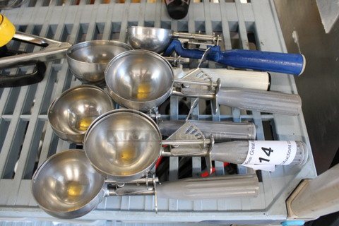 6 Various Metal Scoopers. Includes 9". 6 Times Your Bid!