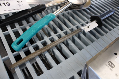 Metal Knife Sharpening Rod. 17"
