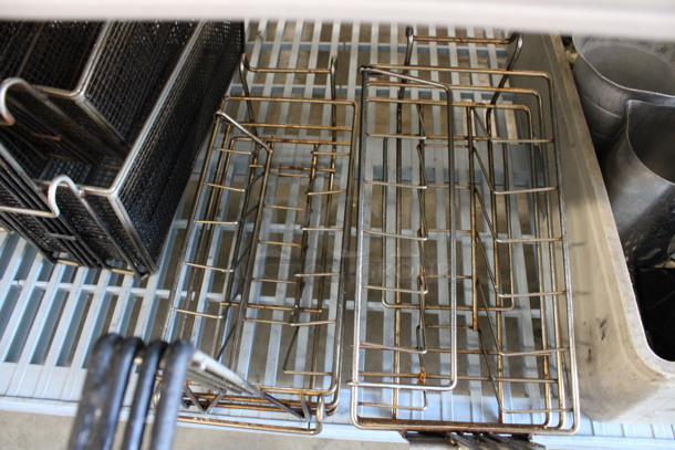 2 Metal Fry Baskets. 6.5x10x13, 5.5x24x10. 2 Times Your Bid! - Image 2 of 3