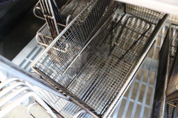 2 Metal Fry Baskets. 6.5x26x13. 2 Times Your Bid! - Image 3 of 3