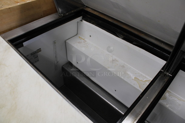True Model TSSU-60-24M-B-ST Stainless Steel Commercial Sandwich Salad Prep Table Bain Marie Mega Top on Commercial Casters. 115 Volts, 1 Phase. 60.5x35.5x47. Tested and Working! - Image 5 of 8