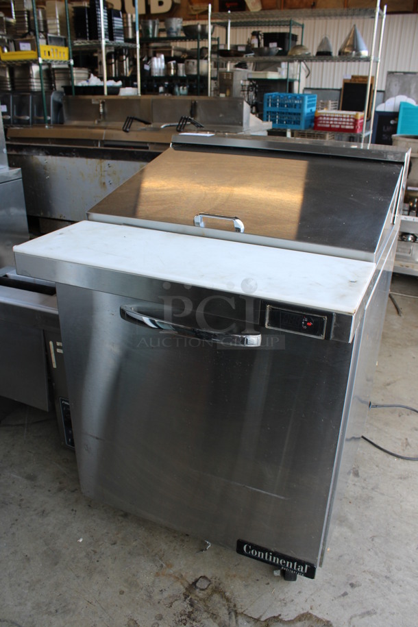 Continental Model SW27-12M Stainless Steel Commercial Sandwich Salad Prep Table Bain Marie Mega Top on Commercial Casters. 115 Volts, 1 Phase. 27.5x34x42. Tested and Working! - Image 3 of 6