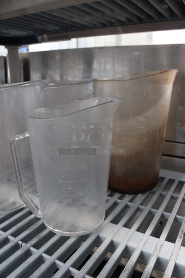 7 Various Poly Clear Pitchers. Includes 9.5x7x9.5. 7 Times Your Bid! - Image 4 of 4