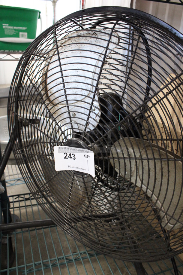 Metal Floor Fan. 23x11x23 - Image 2 of 3