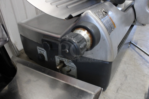 SWEET! Hobart Model 2712 Stainless Steel Commercial Countertop Automatic Meat Slicer. 120 Volts, 1 Phase. 28x25x28. Tested and Working! - Image 6 of 8