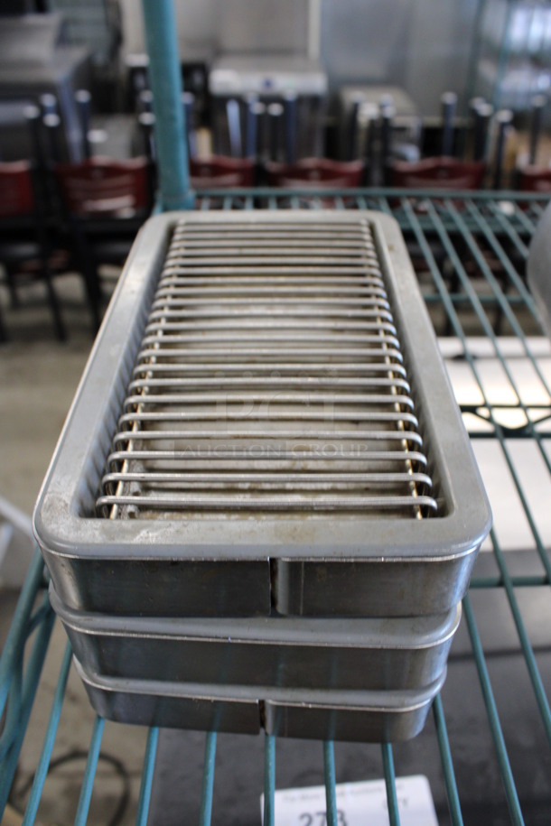 4 Metal Drip Trays. 8x5x1, 8.5x5x1. 4 Times Your Bid! - Image 2 of 3