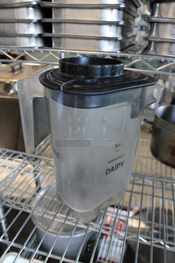 2 Clear Poly Blender Pitchers w/ Lids. 7.5x8.5x10. 2 Times Your Bid! - Image 4 of 4