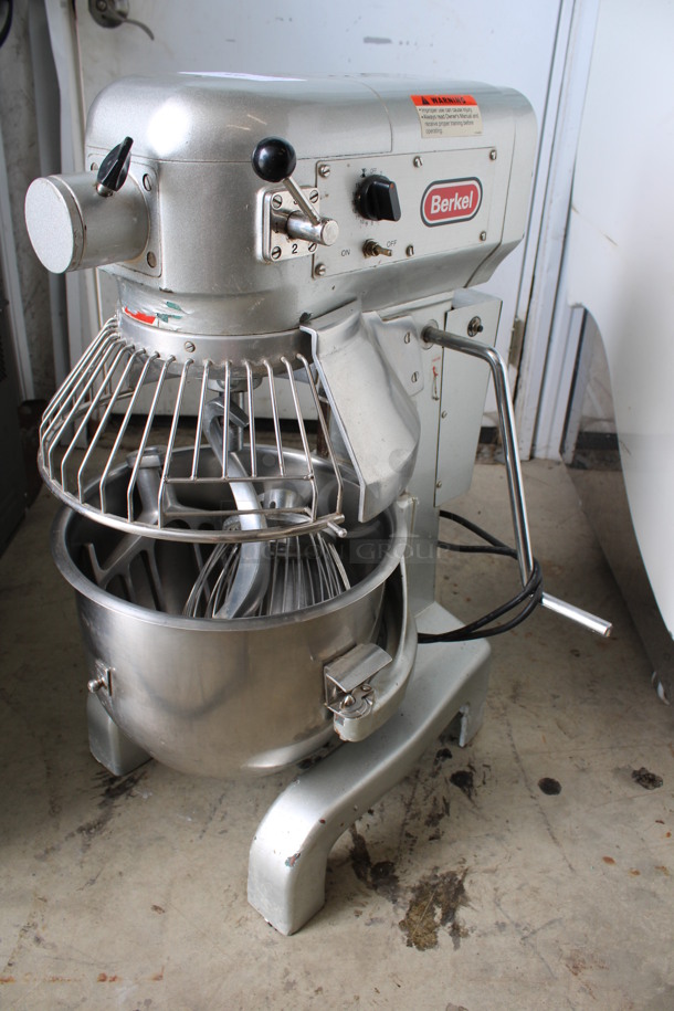 Berkel Model PM20 Metal Commercial Countertop 20 Quart Planetary Mixer w/ Stainless Steel Mixing Bowl, Bowl Guard, Dough Hook, Whisk and Paddle Attachments. 110 Volts, 1 Phase. 15x24x32. Tested and Working!