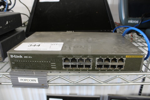 D-Link Model DSS-16 Ethernet Switch. 11x7x1.5