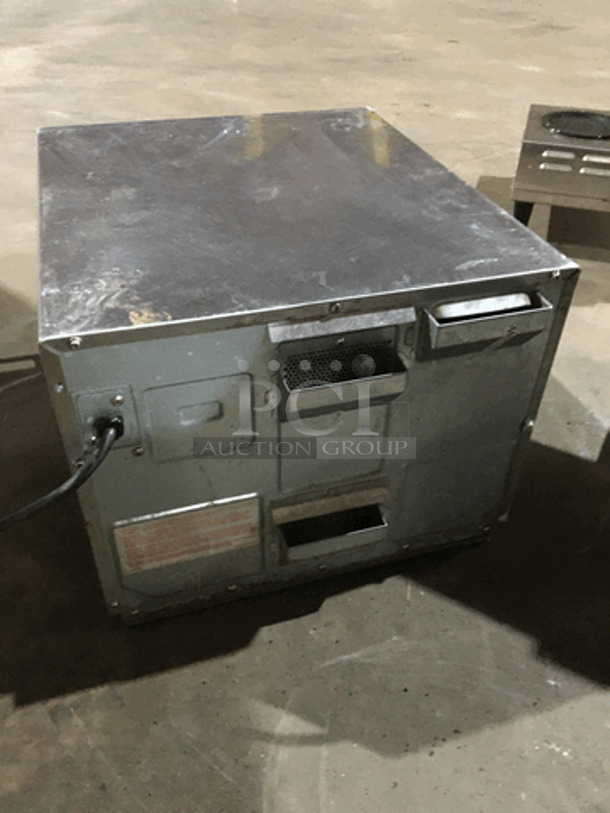 Panasonic Commercial Countertop Microwave Oven! All Stainless Steel! With View Through Door!  - Image 3 of 8