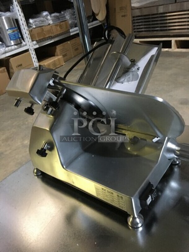 WOW! BRAND NEW IN A BOX! 2020 USR 10 Inch Blade Commercial Meat Slicer! Model HBS250L! 115V 1 Phase! - Image 3 of 11