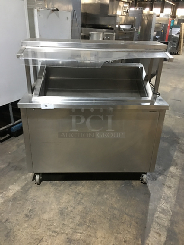 Delfield Commercial Cold Pan/Fresh Fish Display Case/Salad Bar Island/Sandwich Prep Combo! With Overhead Sneeze Guard! With 2 Storage Shelves! Model KCSC50NU! 115V 1Phase! On Casters! - Image 1 of 8