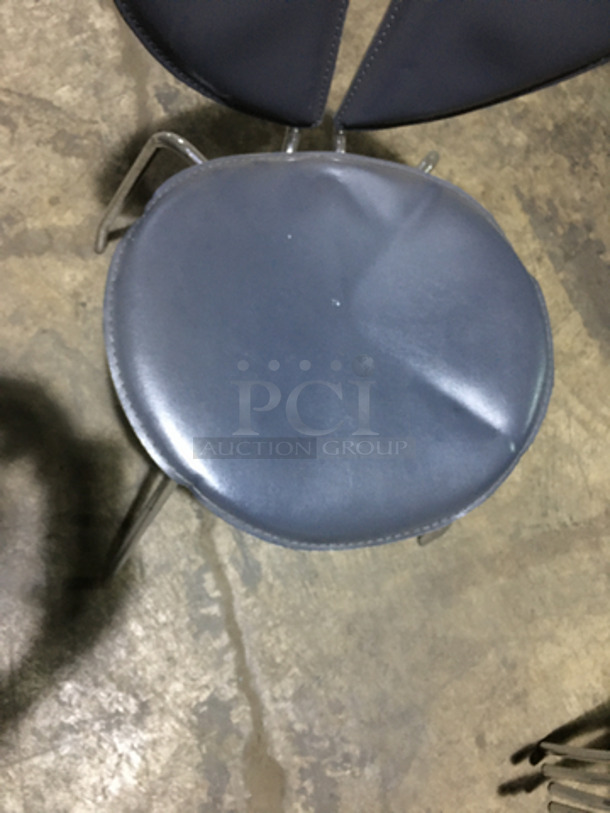 Modern Style Cushioned Dining Chairs! With Metal Legs! 7 X Your Bid! - Image 6 of 7