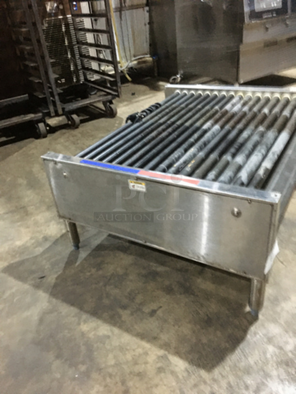 APW Wyott Commercial Countertop Hot Dog Roller Grill! All Stainless Steel! Model HRS755T Serial 8179619050712! 208/240V 1Phase! - Image 2 of 9