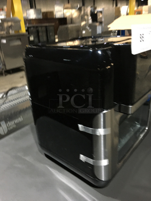 Insignia Countertop Air Fryer! With View Through Door! All Stainless Steel! Model NSAFO6DSS1! 120V! - Image 3 of 9