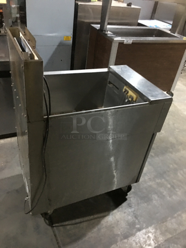 Frymaster Commercial LP Gas Powered Pasta Cooker! With Backsplash! All Stainless Steel! On Casters! Model GPCSC Serial 1604KI0011! 110/120V 1Phase! - Image 4 of 9