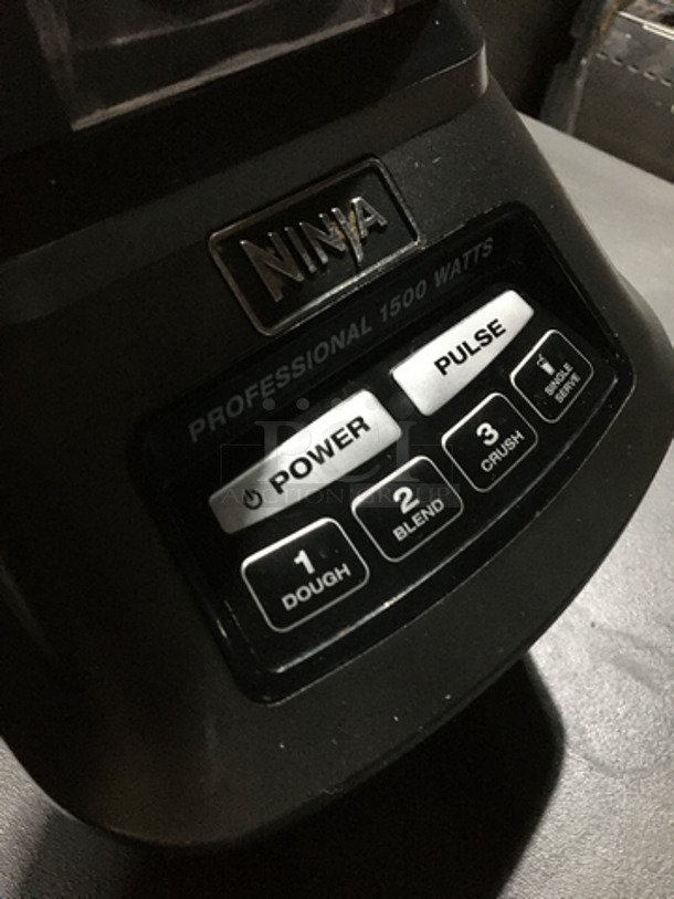 Ninja Commercial Countertop Blender! Model BL77030! 120V! - Image 6 of 9