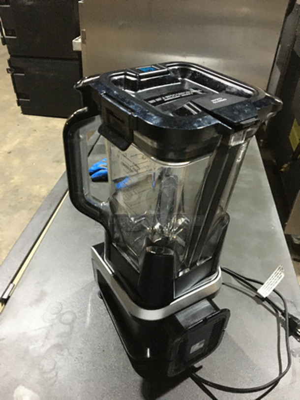 Ninja Commercial Countertop Blender! - Image 3 of 8