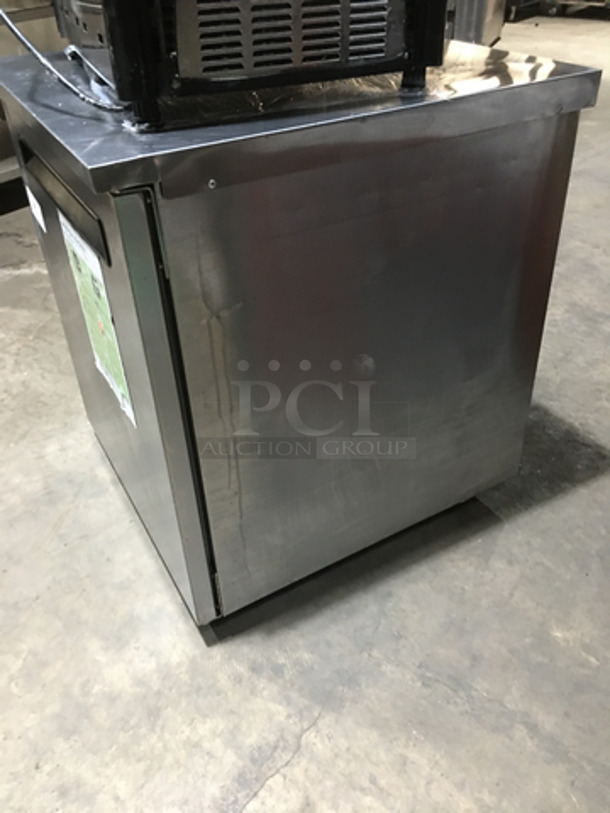 Delfield One Door Refrigerated Lowboy/Work Top Cooler! Model 406STAR2 Serial 0605036102573T! 115V 1Phase!
 - Image 2 of 7