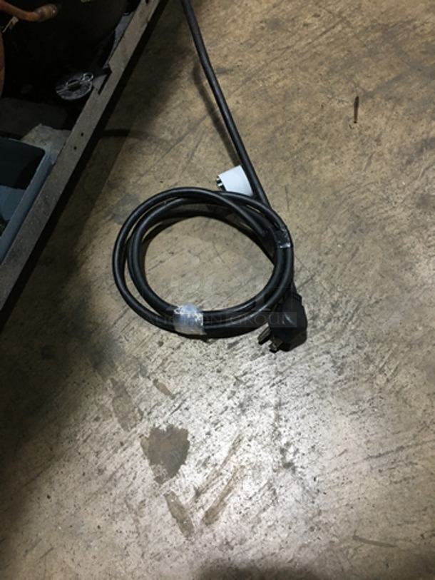 Delfield Commercial 2 Door Lowboy/Worktop Cooler! All Stainless Steel! Model UC4048STAR Serial 1304152000352! 115V 1Phase! - Image 8 of 8