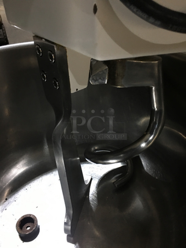 Southstar Commercial Floor Style 50 KG Capacity Spiral Mixer! With Bowl& Bowl Guard! With Dough Hook Attachment! Model NFJ50 Serial 0241! 220V! - Image 5 of 9