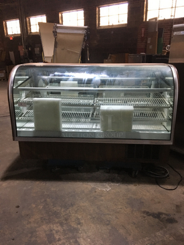 Spartan Commercial Refrigerated Bakery Showcase! With Curved Front Glass! With Sliding Back Access Doors! Model 57RO!