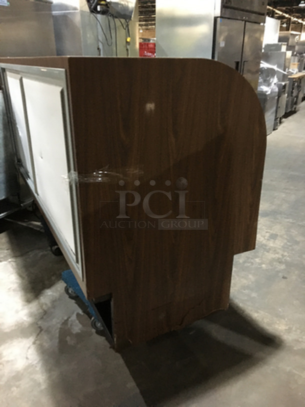 Spartan Commercial Refrigerated Bakery Showcase! With Curved Front Glass! With Sliding Back Access Doors! Model 57RO! - Image 3 of 8