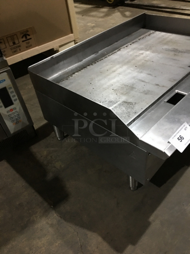 Entrée Commercial Countertop Natural Gas Powered Flat Griddle! With Back & Side Splashes! All Stainless Steel! Model GR36N! On Legs! - Image 2 of 8